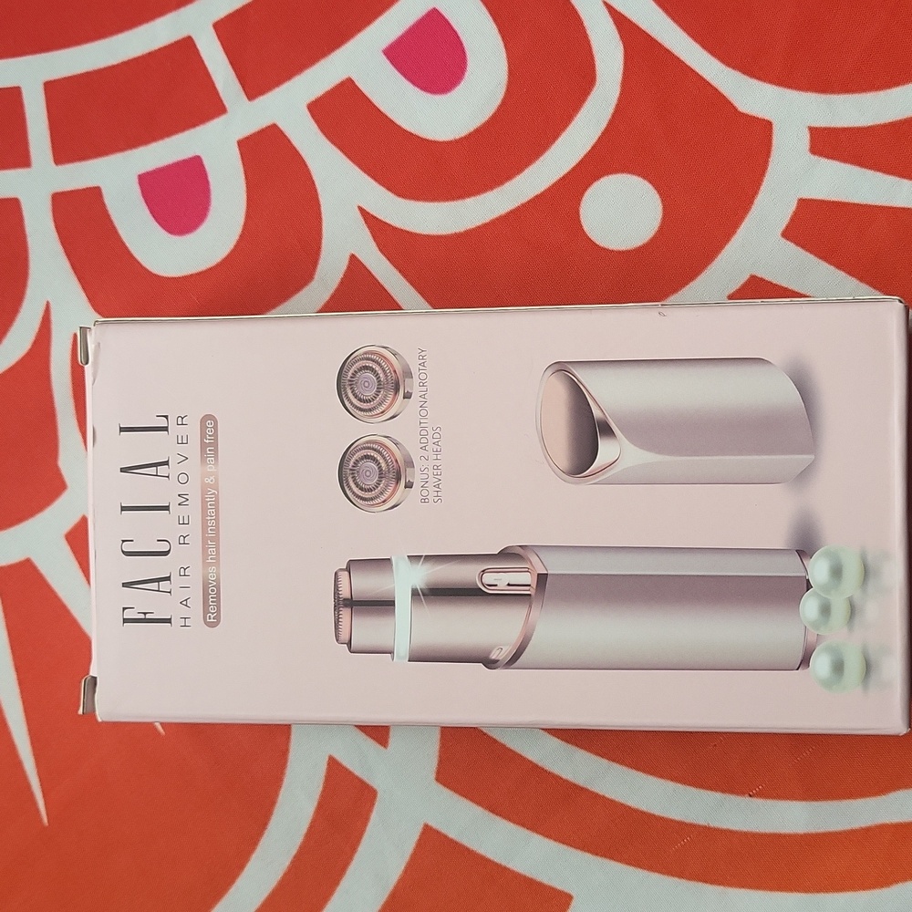 Facial Hair Remover - White - Picture 10 of 12